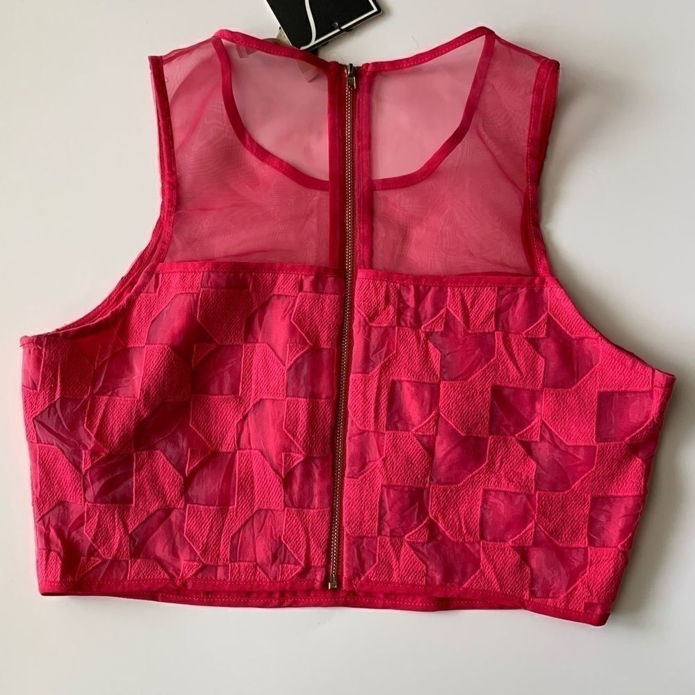 Dance & Marvel Top - Picture 4 of 8